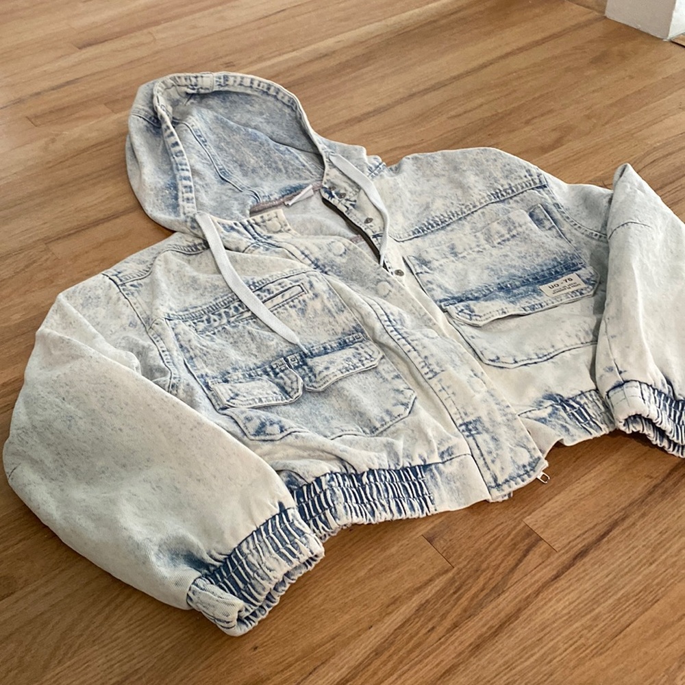 BDG cropper acid wash jean jacket